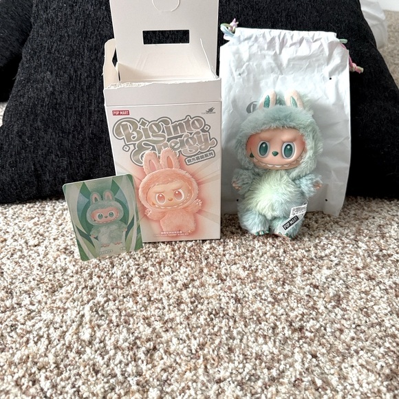 SERENITY Labubu - Picture 2 of 3